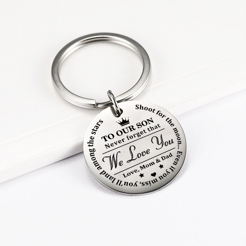 Shoot For The Moon Inspirational Keychain Keychain GrindStyle MOM & DAD TO DAUGHTER