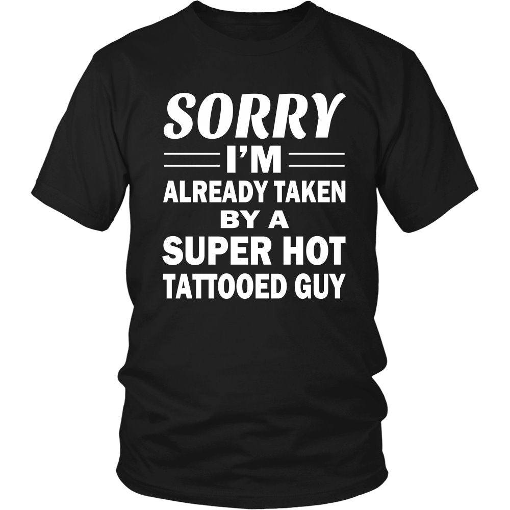Love A Super Hot Tattooed Guy T-shirt teelaunch District Unisex Shirt Black S