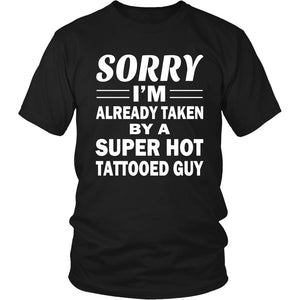 Love A Super Hot Tattooed Guy T-shirt teelaunch District Unisex Shirt Black S