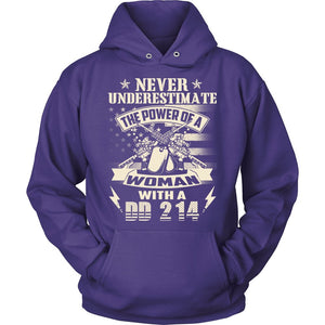 Never Underestimate The Power Of A Woman With A DD 214 T-shirt teelaunch Unisex Hoodie Purple S