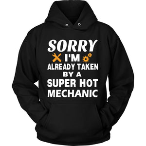 Love A Mechanic! T-shirt teelaunch Unisex Hoodie Black S